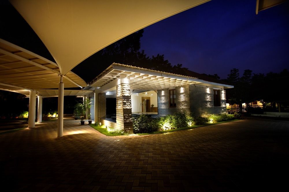 Silent Shores Resort & Spa Mysore Luaran gambar